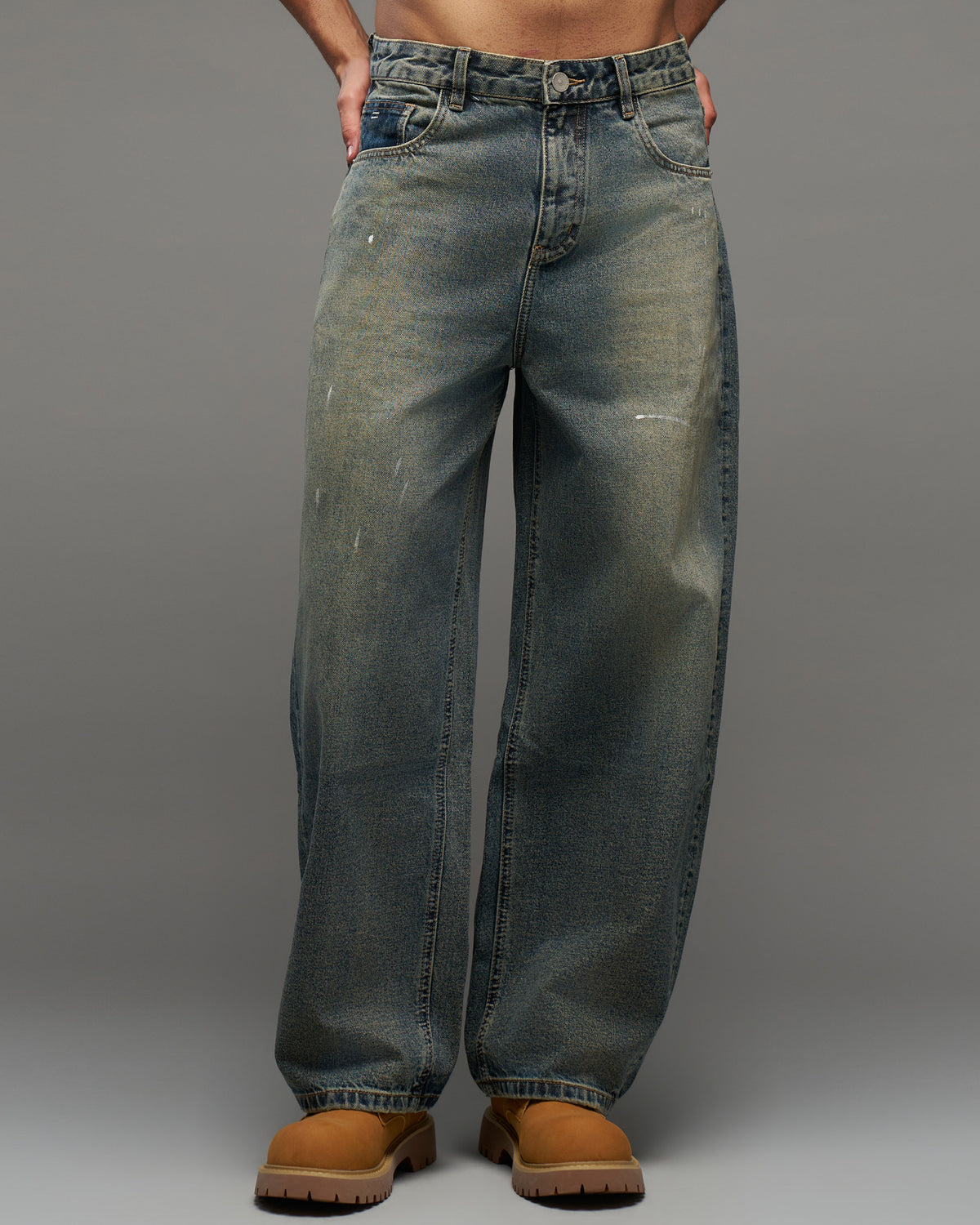Relaxed Wide-Leg Jeans-thumbmail-1