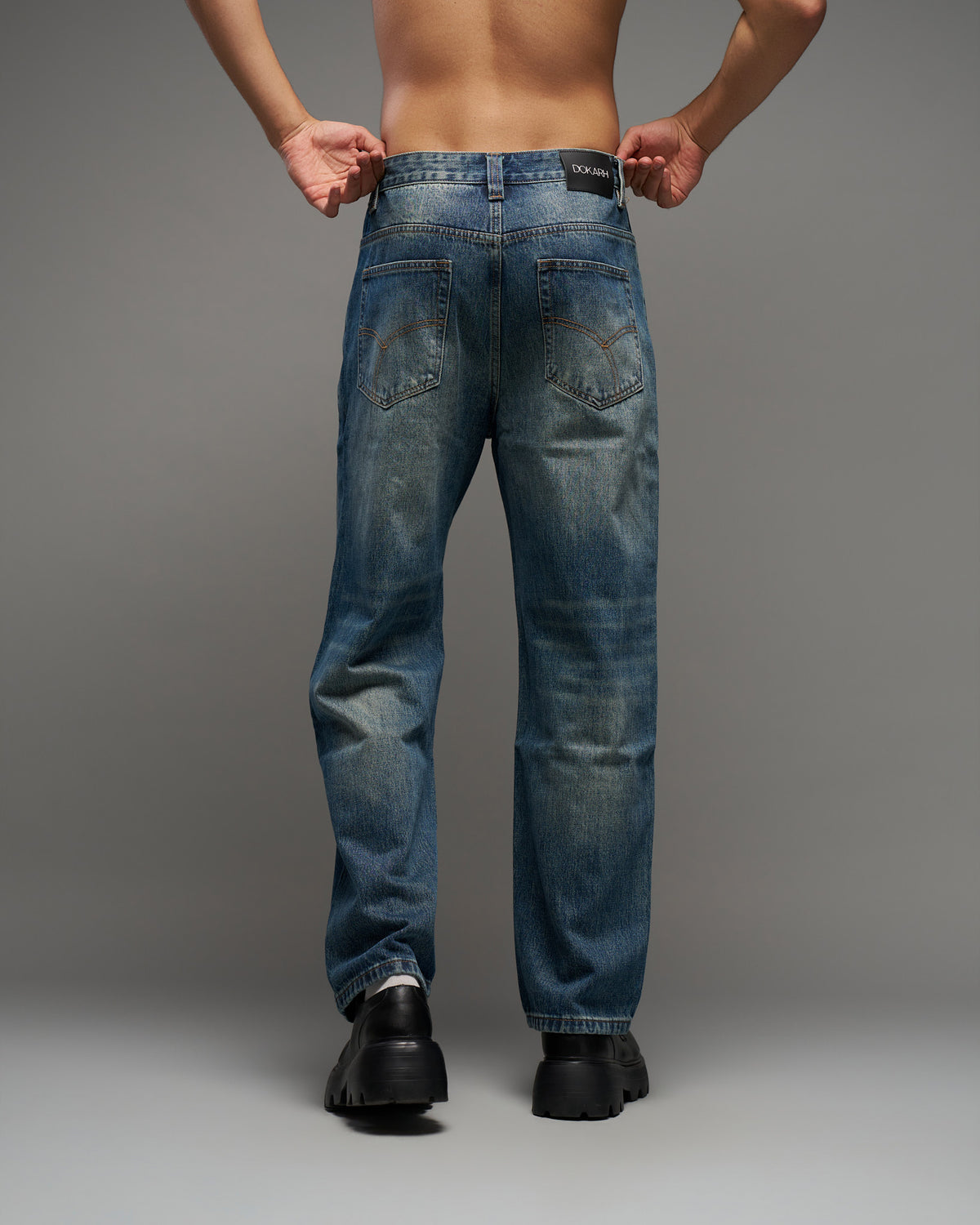 Vintage Wash Straight-Leg Jeans-thumbmail-4