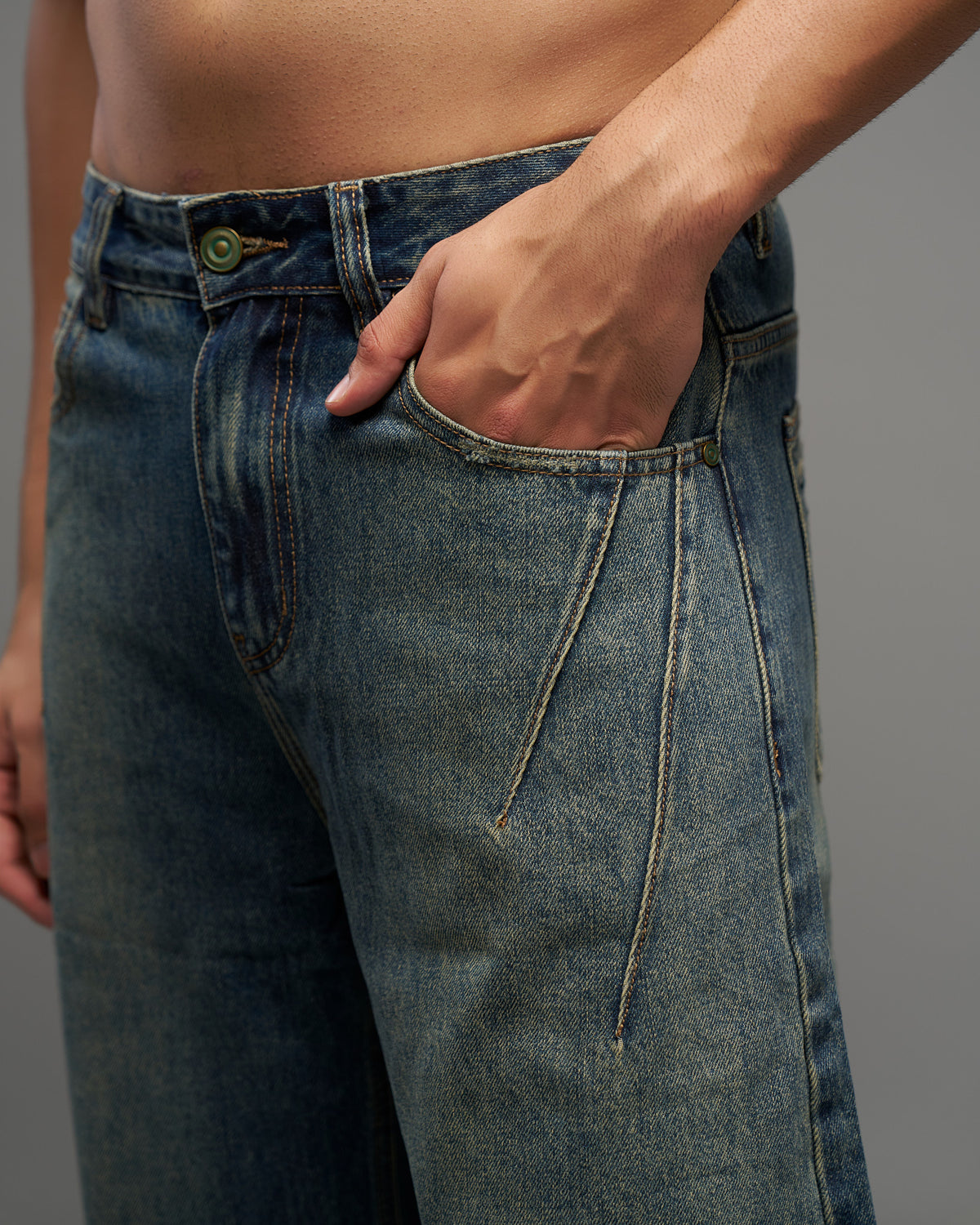 Vintage Blue Wide-Leg Jeans-thumbmail-4